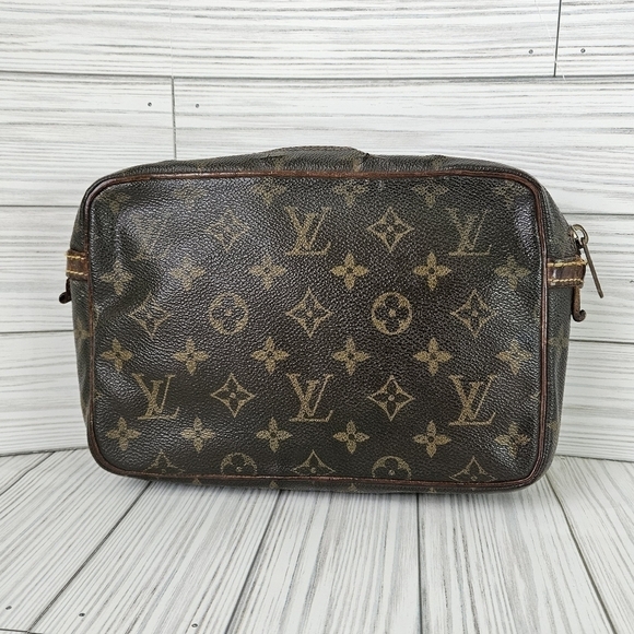 Louis Vuitton 1989 Compiege 23 Clutch Handbag in Monogram Canvas and Leather - Picture 2 of 15